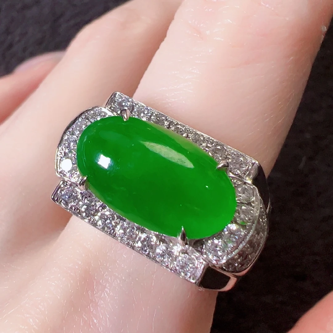 翡翠18K金镶嵌戒指签收后24小时鉴赏期，过时不退