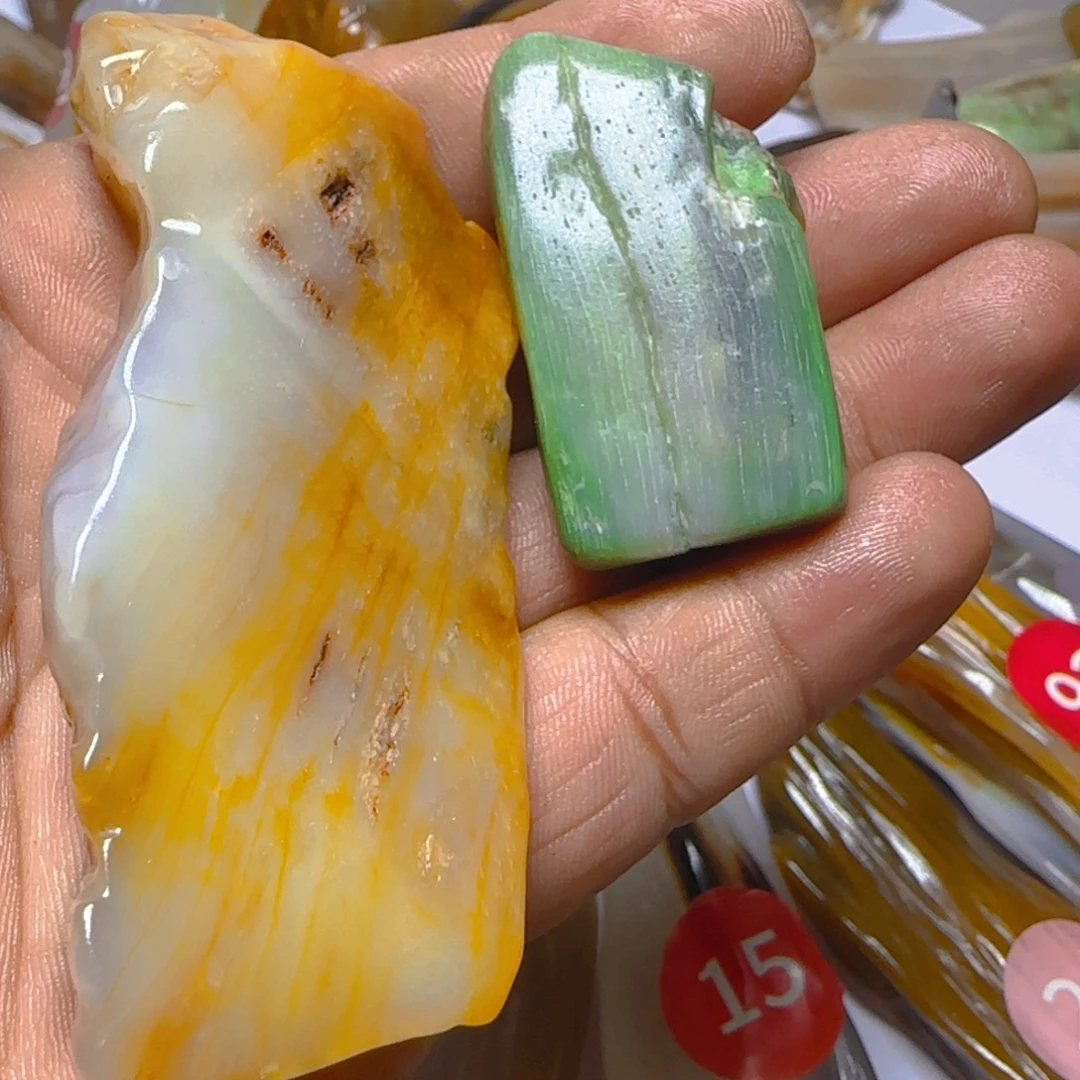 d***y未镶嵌手把硅化玉