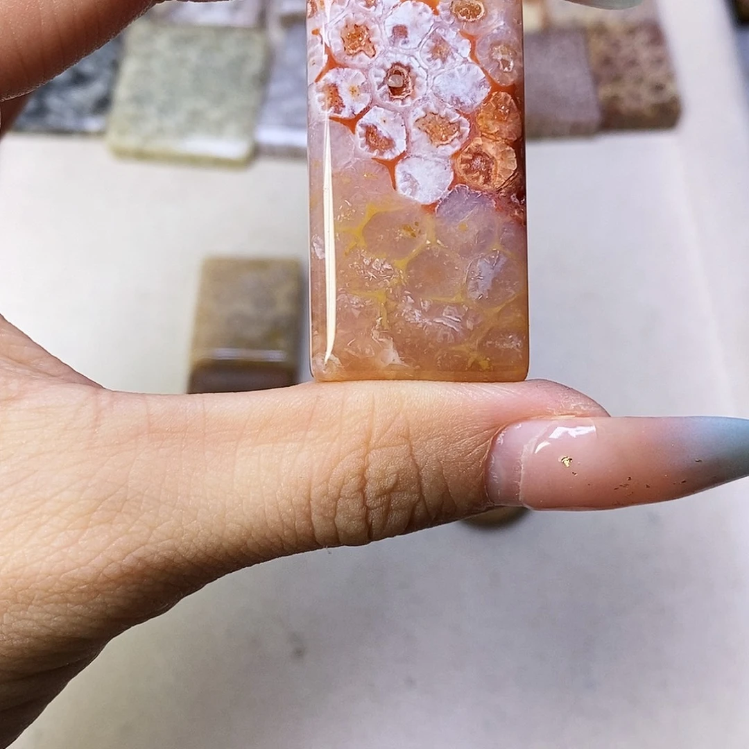 合金颈饰硅化玉火*界