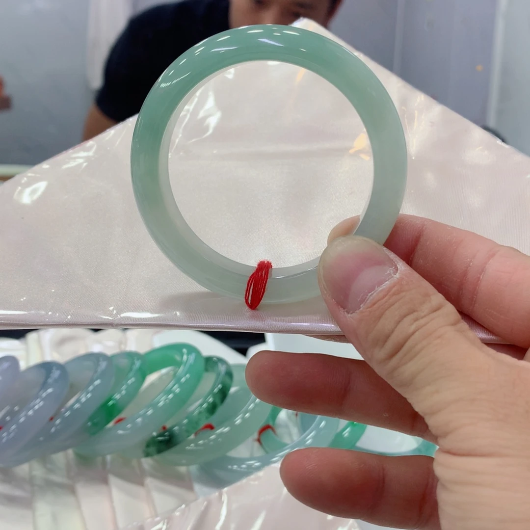 心***境翡翠手镯未镶嵌翡翠