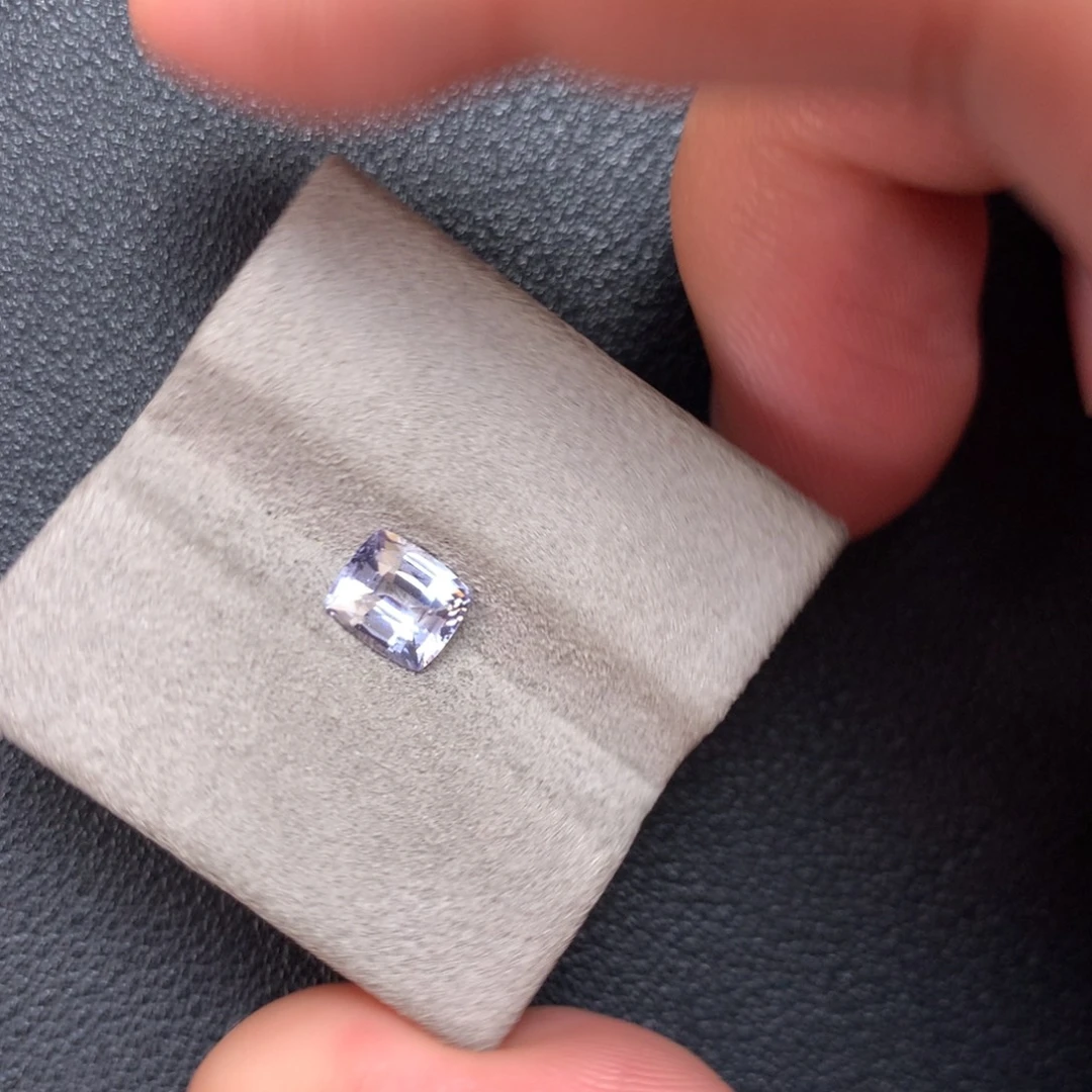 裸石彩色蓝宝石裸石1.1ct