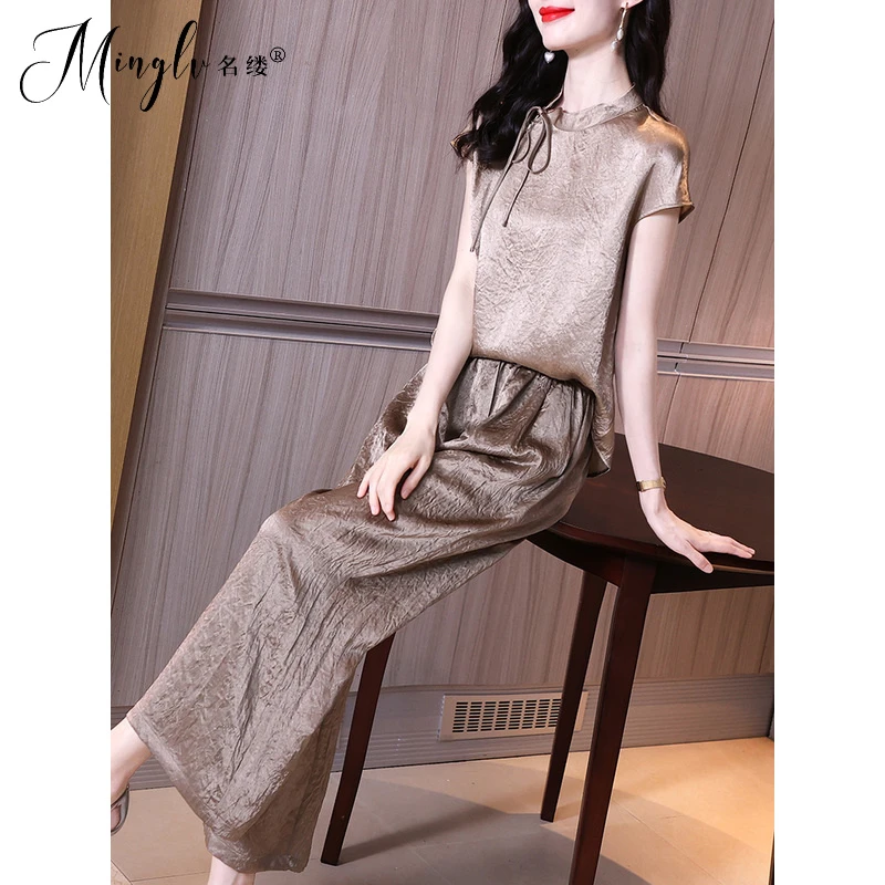 夏季女装慵懒松弛感穿搭新中式醋酸肌理感短袖T恤阔腿裤两件套装