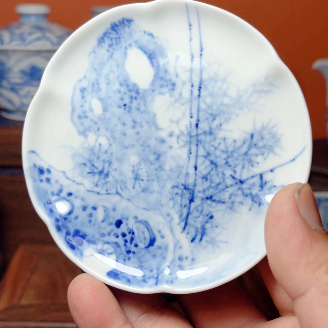 竹石图青花花口杯垫