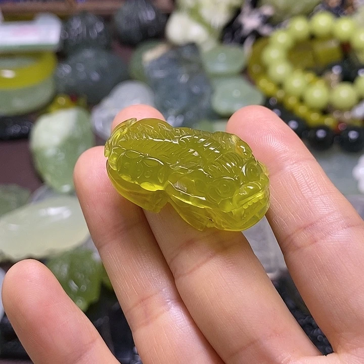 岫玉未镶嵌岫玉颈饰