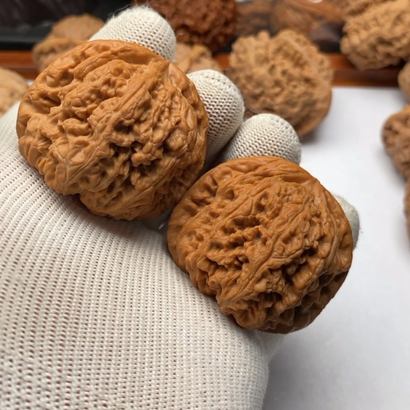 【闪购商品】文玩核桃吊坠1****B16粗筋