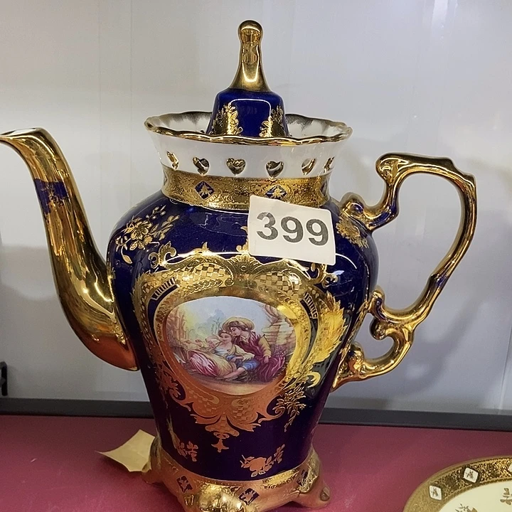 瓷片瑕疵………………………