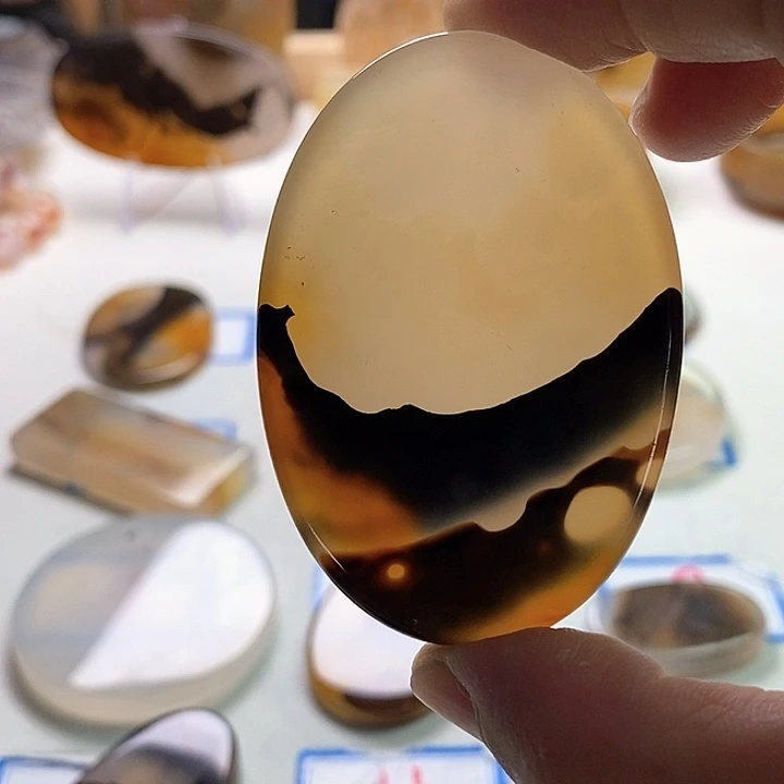 玛瑙/玉髓未镶嵌珠宝半成品