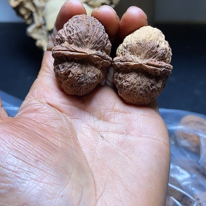 把件文玩核桃云南铁核桃基地71