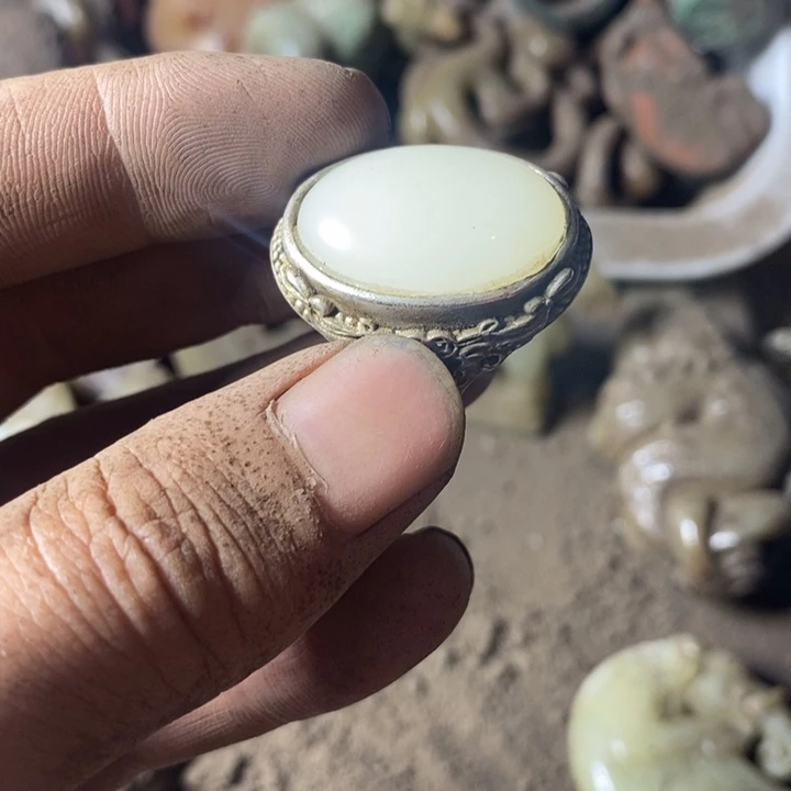 白玉菩提吊坠568998765