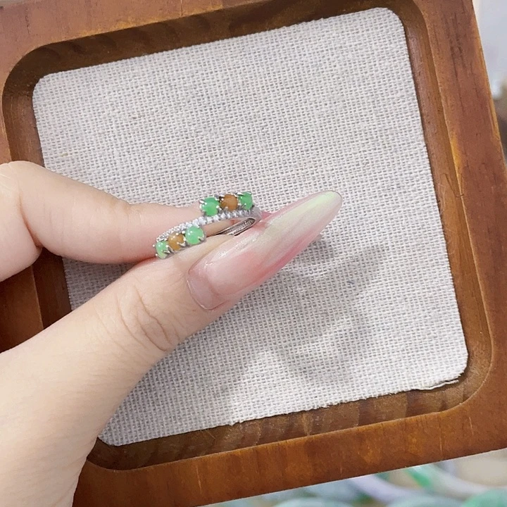 翡翠未镶嵌颈饰天然翡翠Ａ货