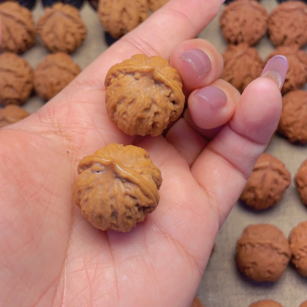 【闪购商品】吊坠文玩核桃四*一小磨盘