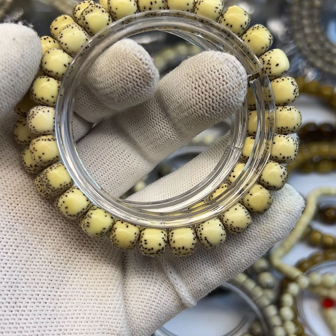 星月菩提手串柠檬黄侧留白9