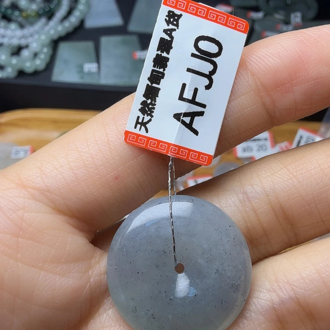 翡翠未镶嵌颈饰天然缅甸翡翠A货