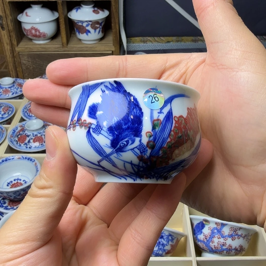 青花釉里红丹翠卢氏杯