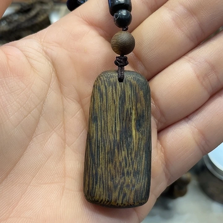 沉香吊坠奇楠挂件红油老料