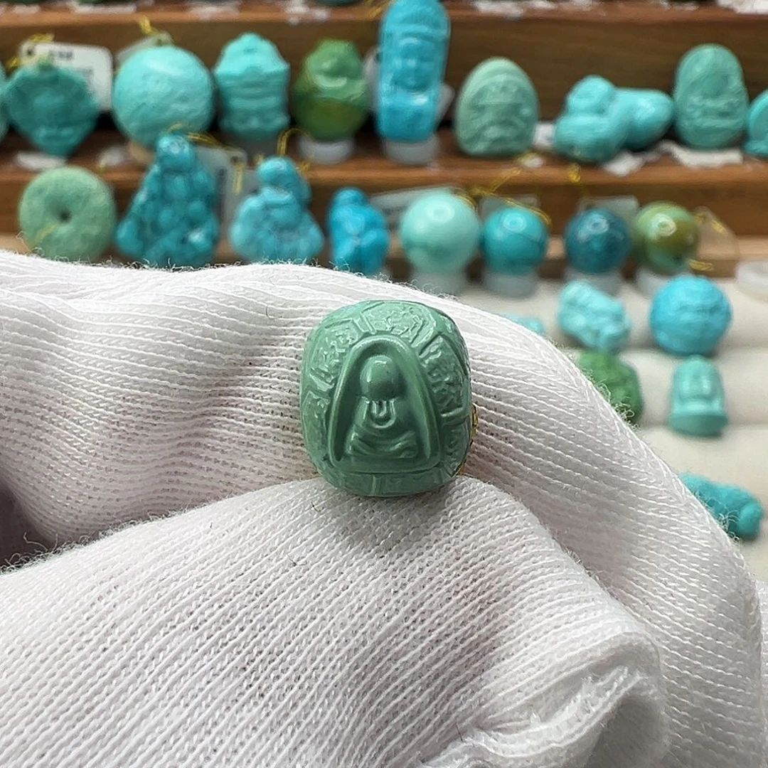 绿松石配饰未镶嵌