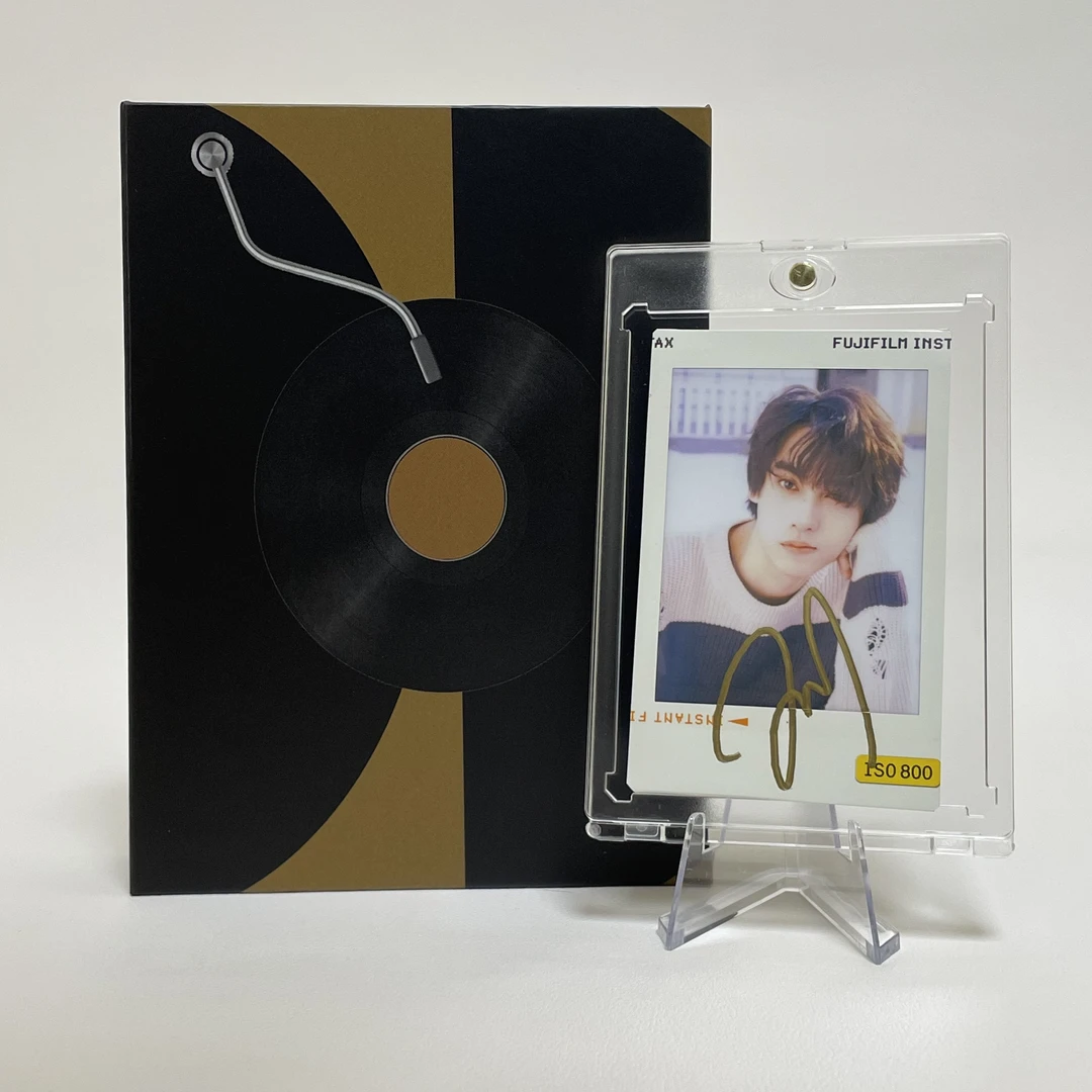 A1512【田栩宁】流光 正品签名3寸拍立得照片