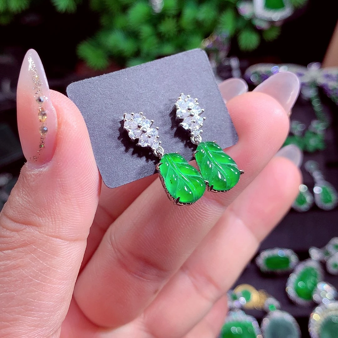 颈饰未镶嵌翡翠天然