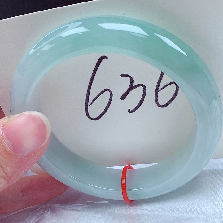 翡翠未镶嵌手镯翡翠