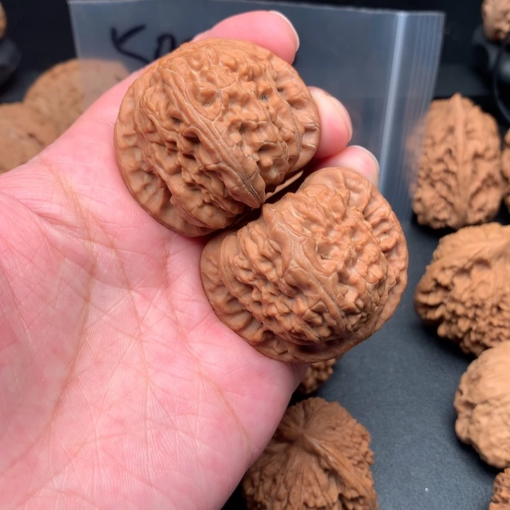 深***吸文玩核桃吊坠狮子头