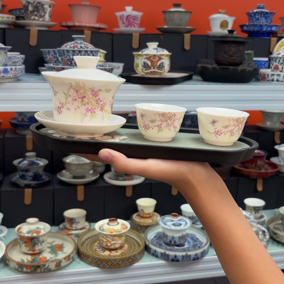 茶具也不用多拿给小