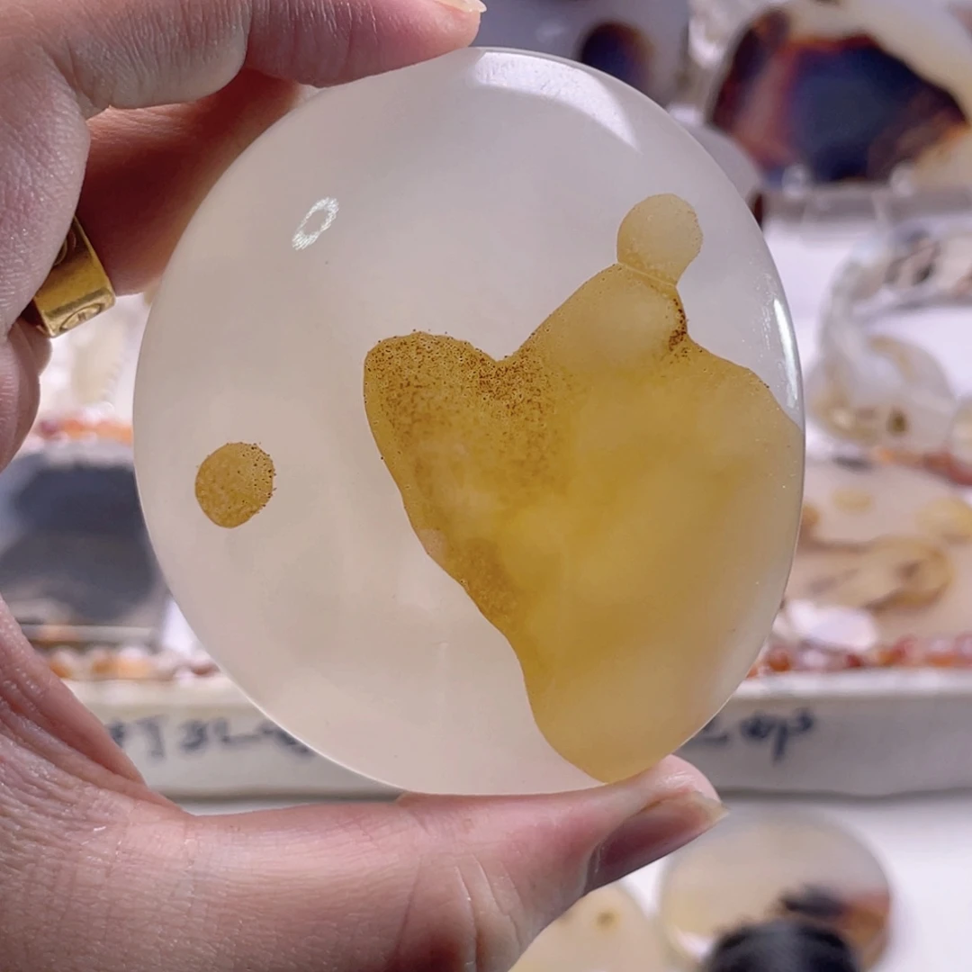 玛瑙/玉髓未镶嵌珠宝奇石