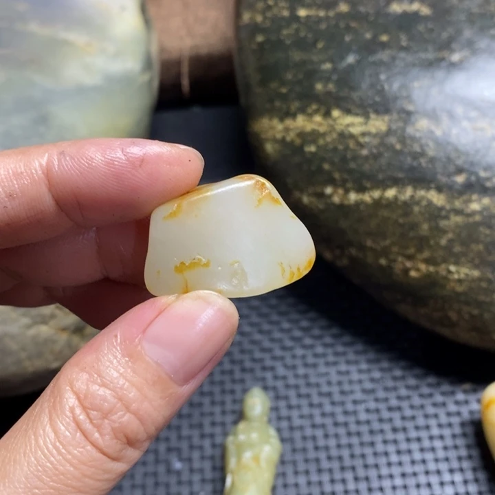 未镶嵌和田玉挂件