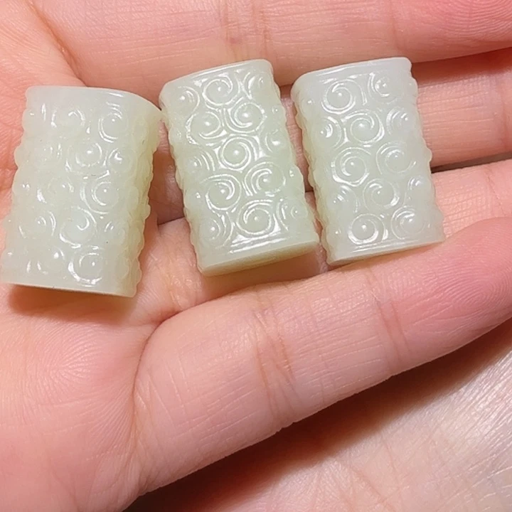 海***空和田玉（糖玉）未镶嵌挂件