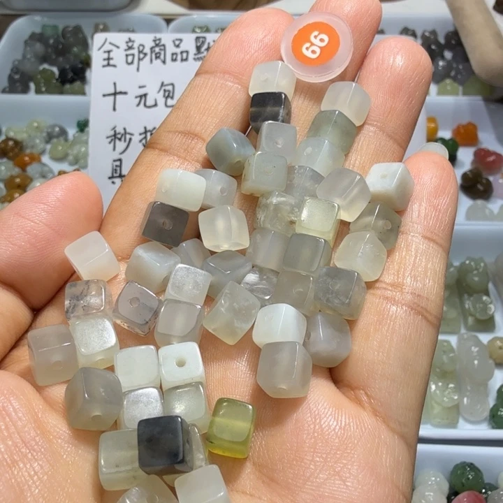 未镶嵌和田玉珠宝半成品五十颗