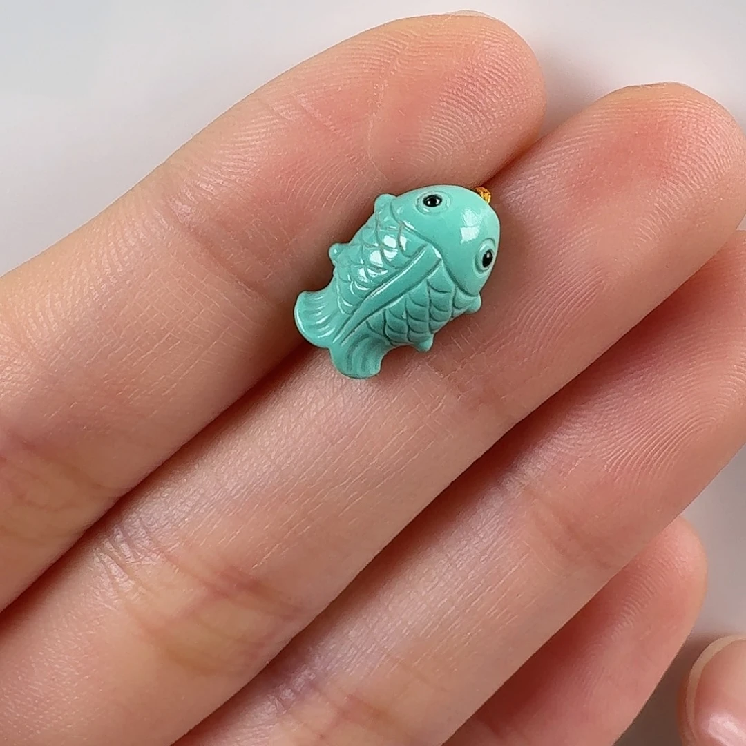 绿松石未镶嵌挂件