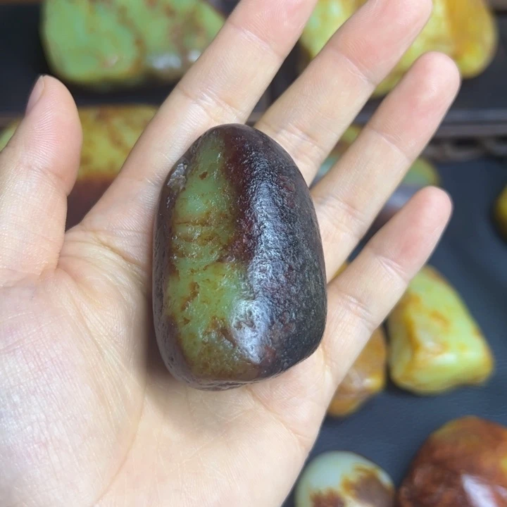 未镶嵌和田玉（糖玉）珠宝半成品容*轩