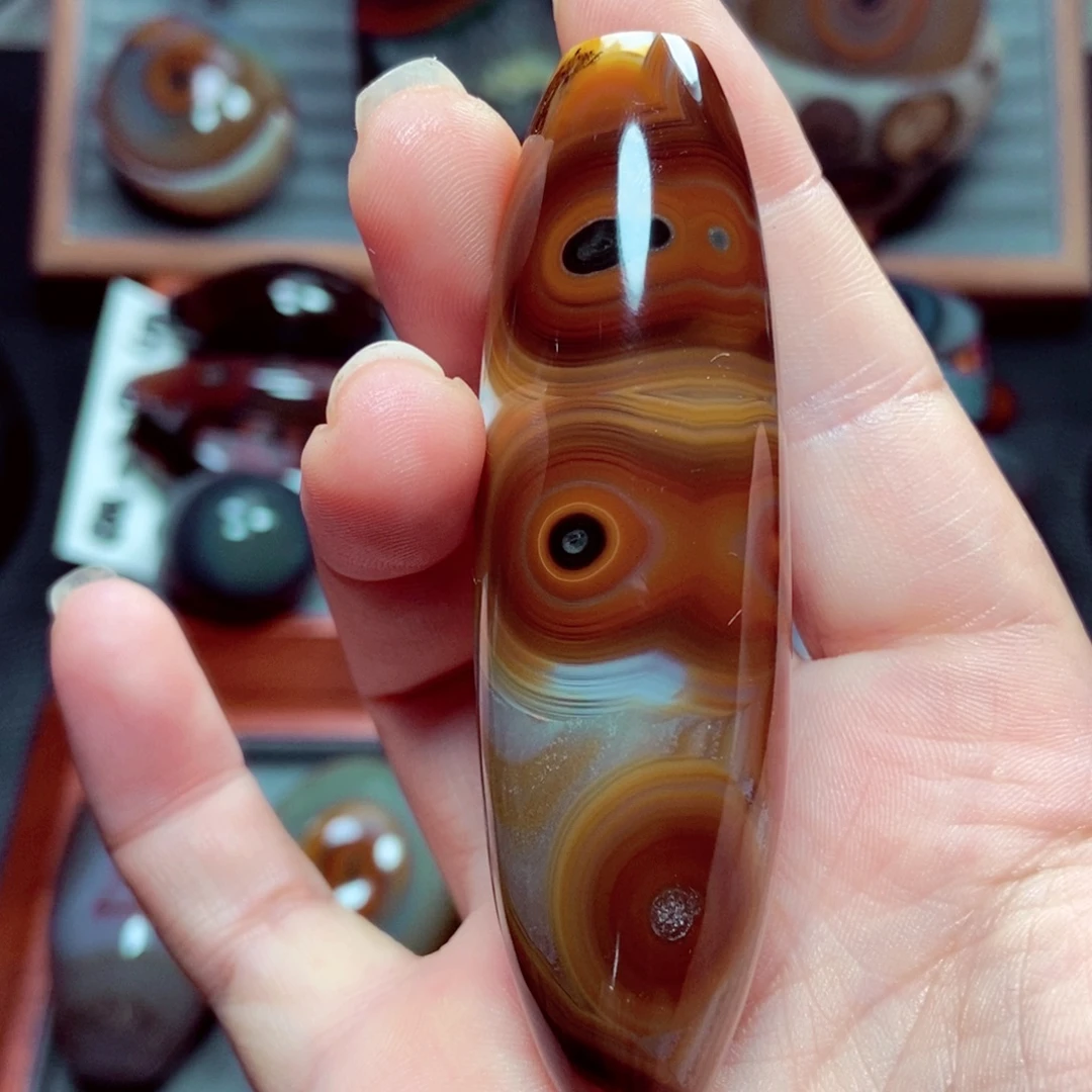 玛瑙/玉髓未镶嵌珠宝奇石