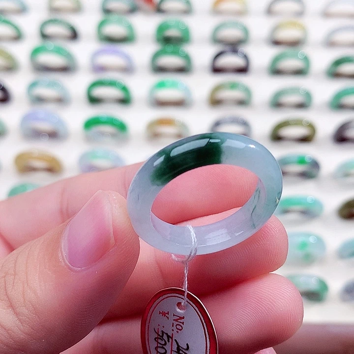 翡翠未镶嵌戒指24号