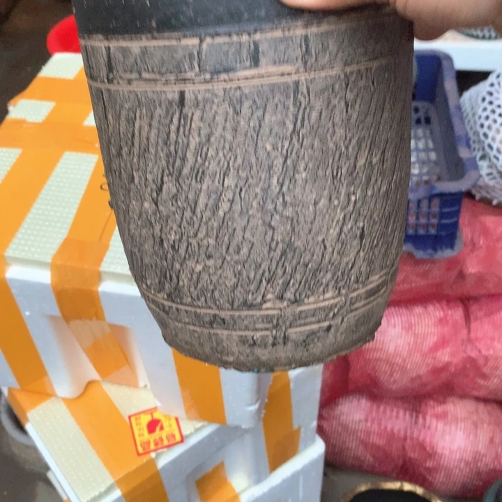 【闪购商品】微瑕土陶有孔高19口17
