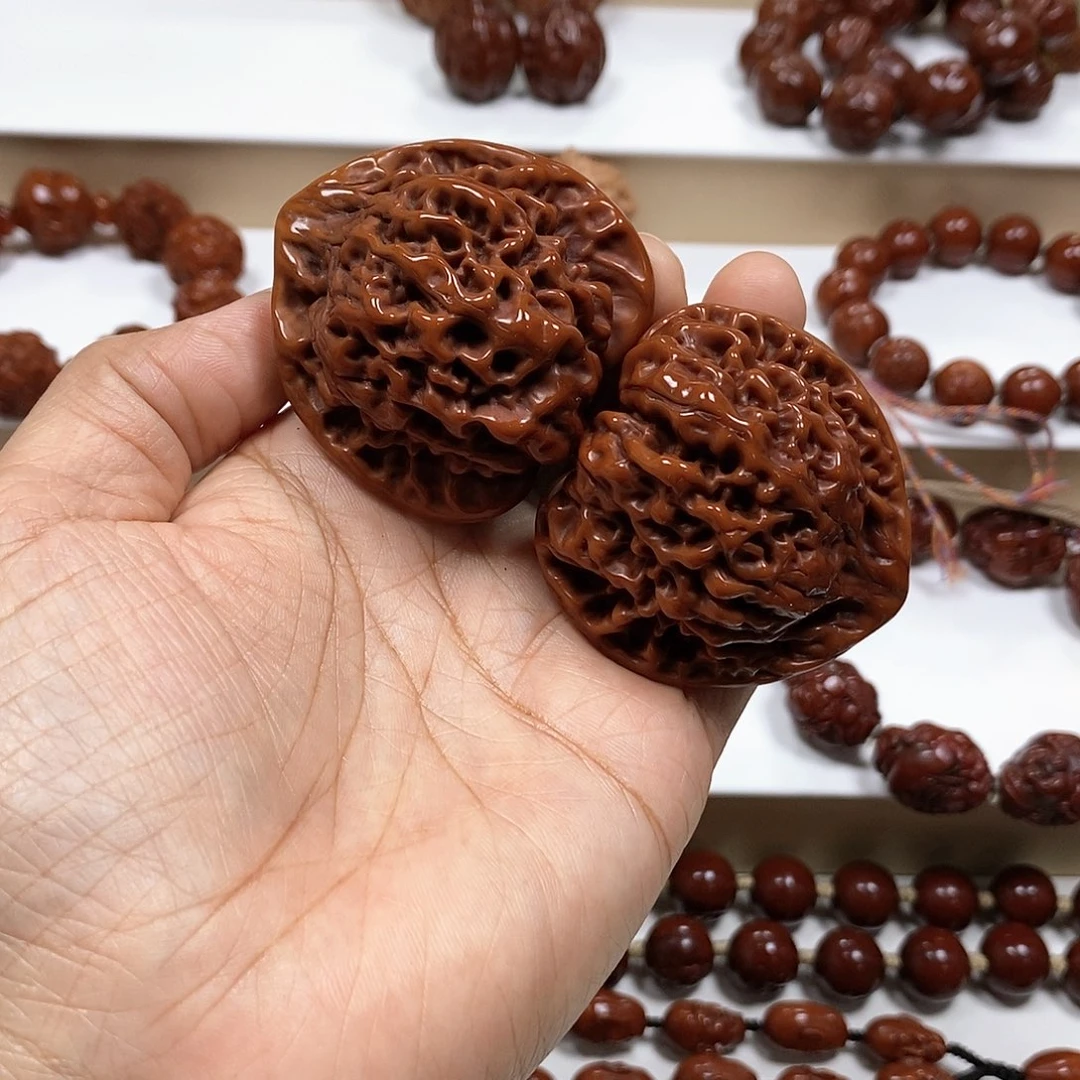 橄榄核吊坠无*?核桃核桃