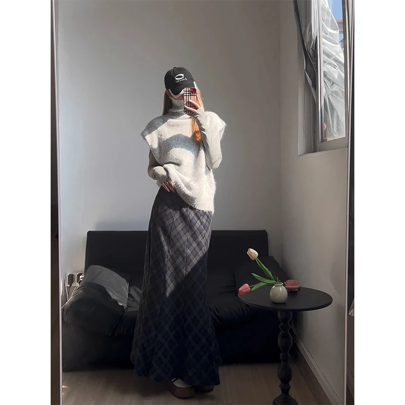 2025冬季韩系慵懒风高领斗篷毛衣女气质叠穿打底衫上衣时尚格纹裙