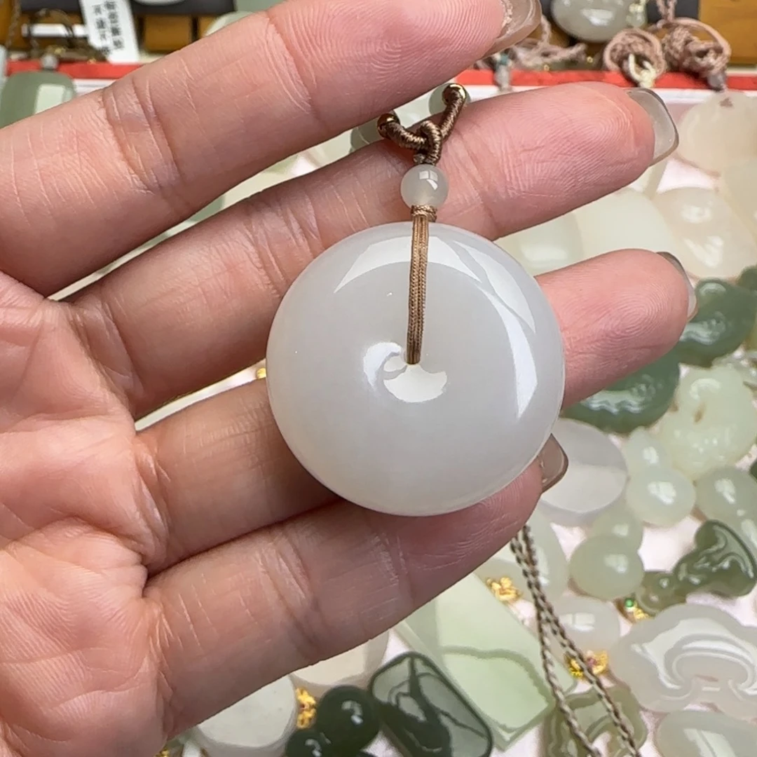 超****颈饰未镶嵌和田玉