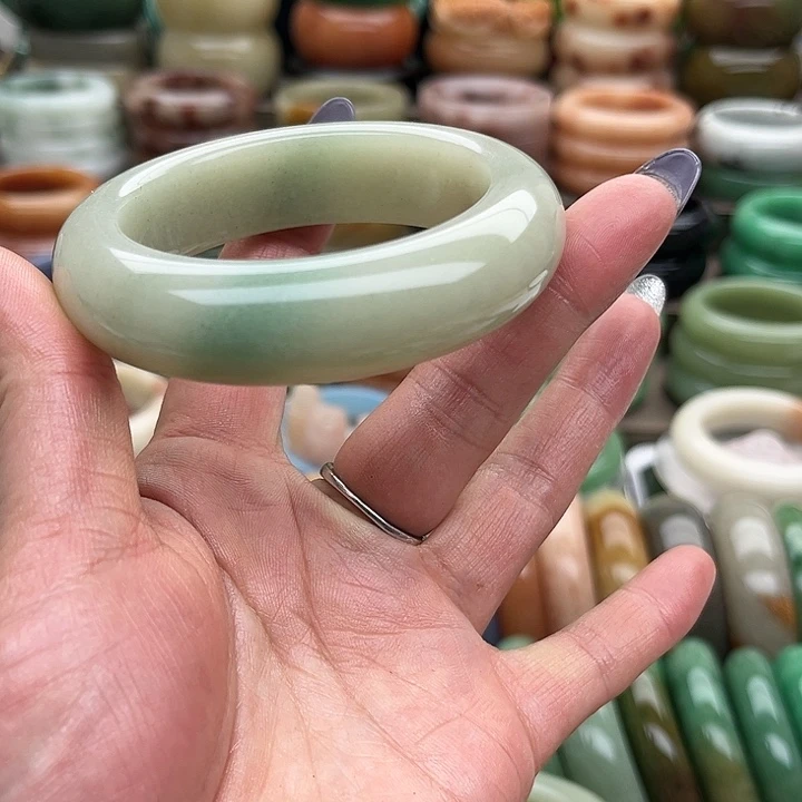 合金手镯石英质玉