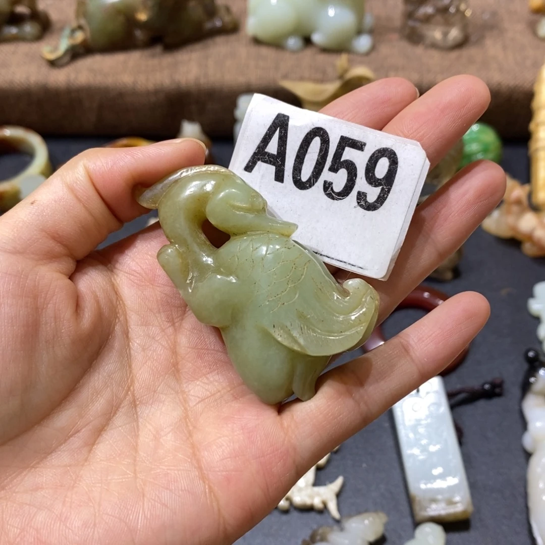 和田玉未镶嵌挂件