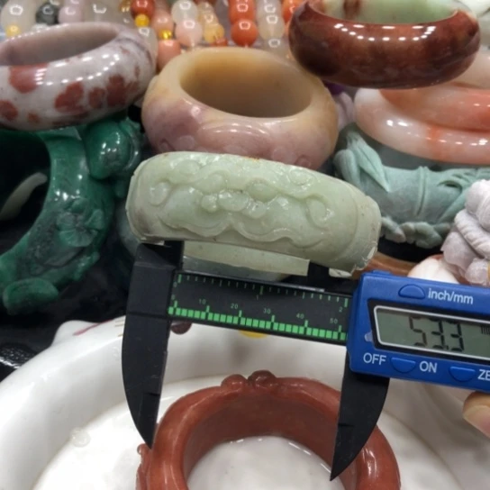 未镶嵌石英质玉珠宝半成品36