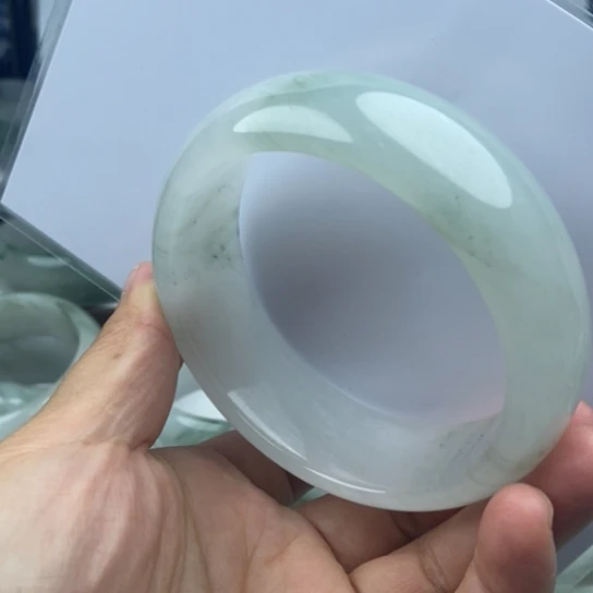 石英质玉（金丝玉）未镶嵌手镯