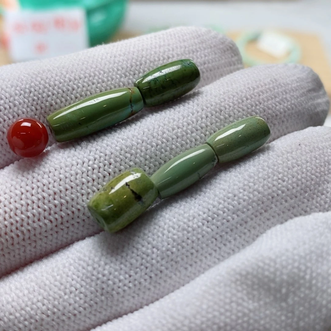 南红玛瑙颈饰未镶嵌