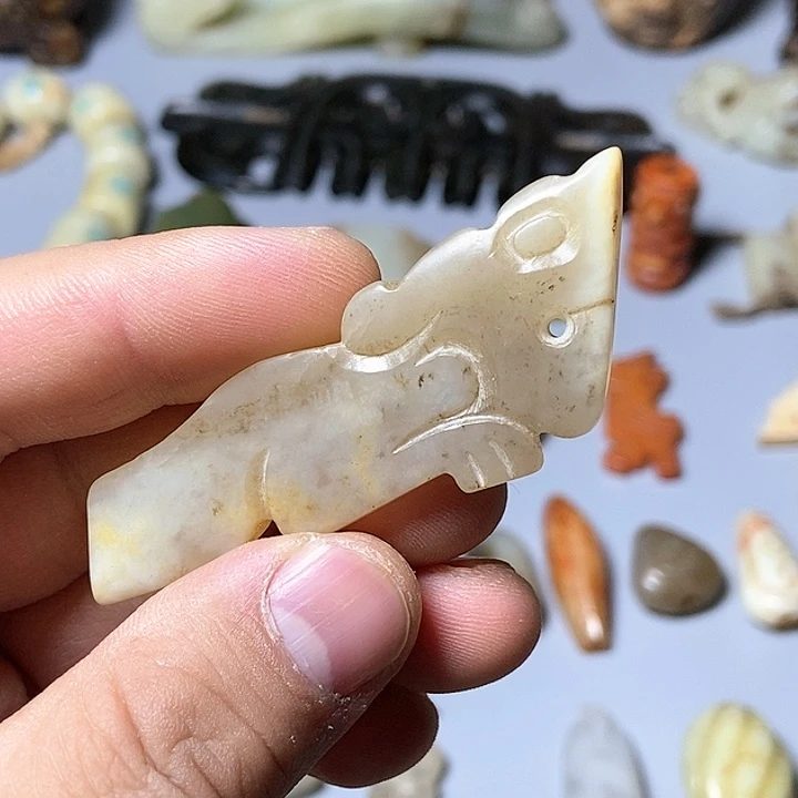 和田玉未镶嵌颈饰42