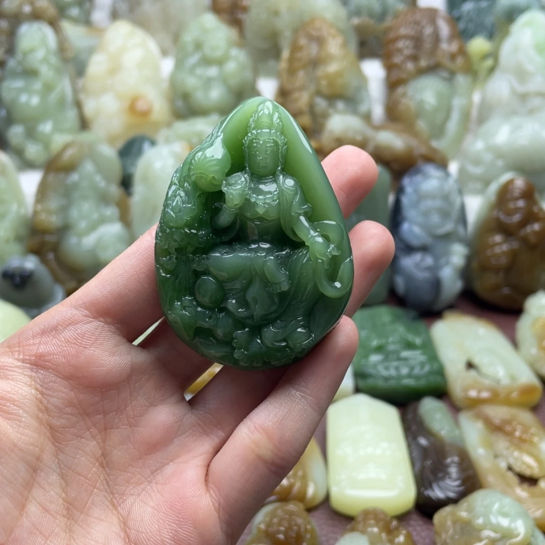 颈饰未镶嵌和田玉