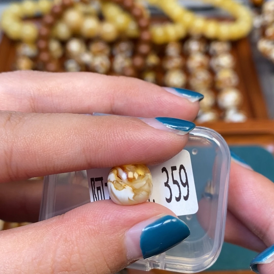 猴头核桃把件沁色圆珠老型359
