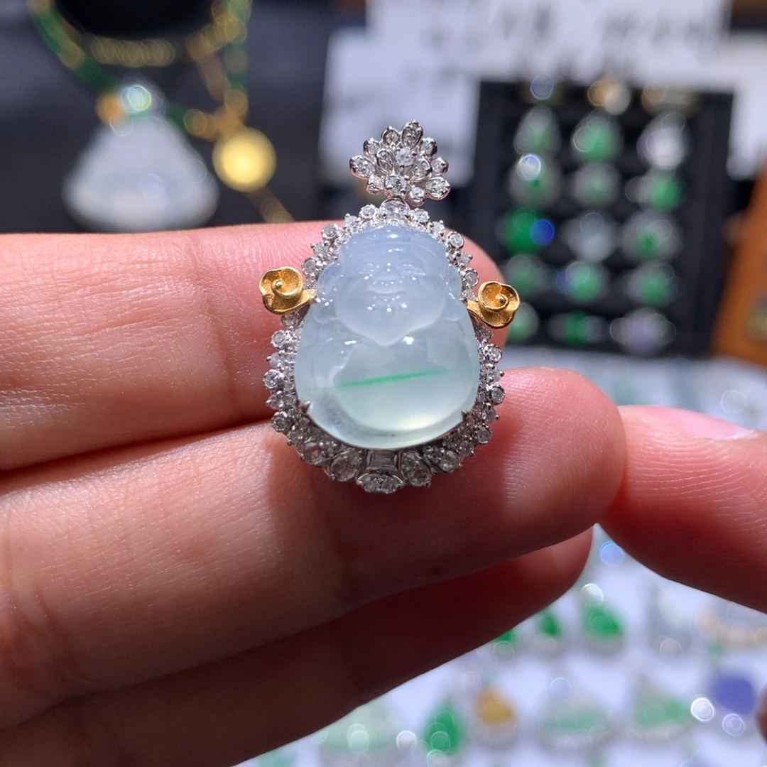 翡翠18K金镶嵌吊坠(赠链)