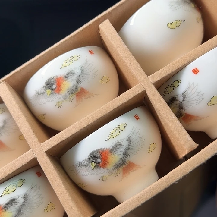 羊脂玉茶杯六个一组