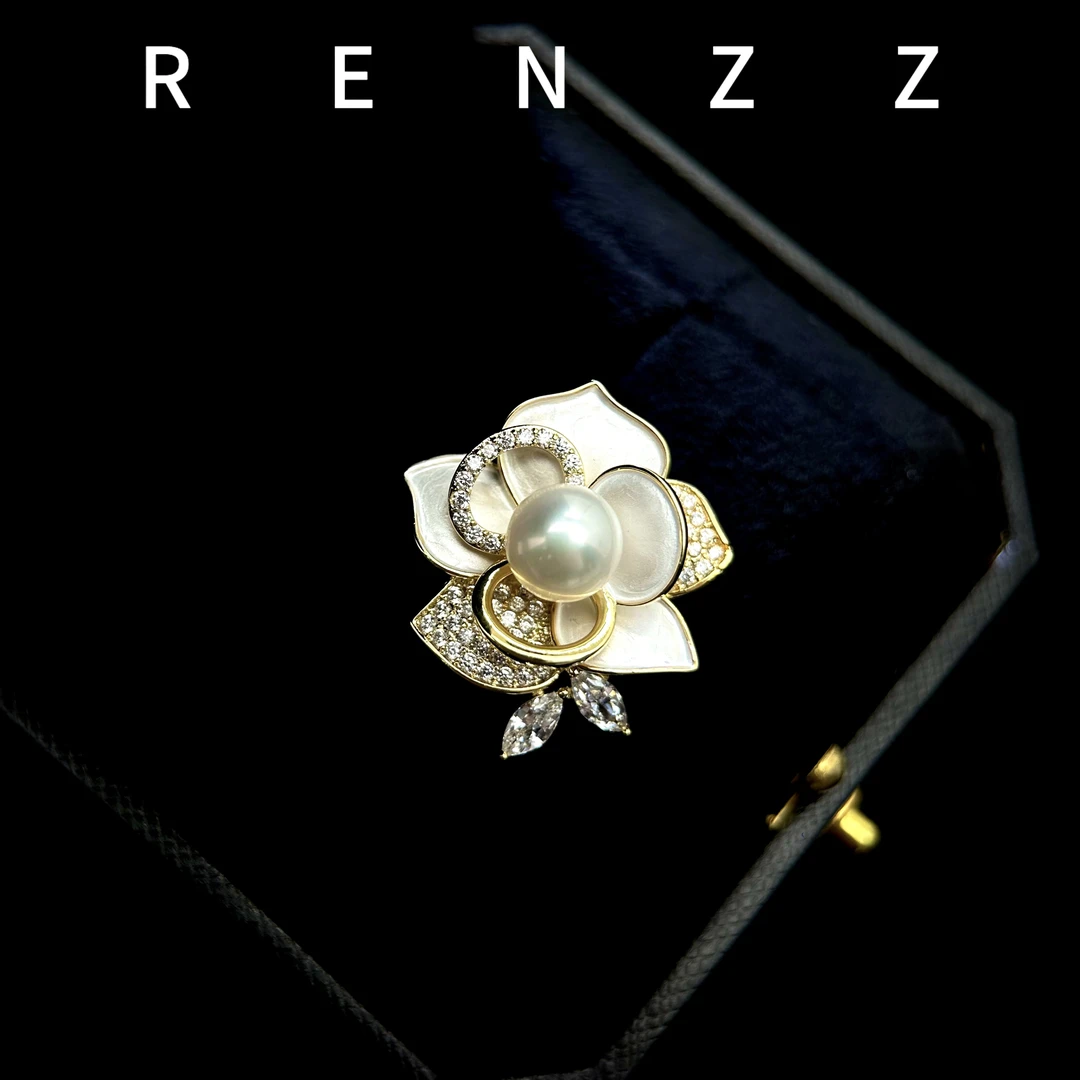 0481黄色山茶花贝壳胸针