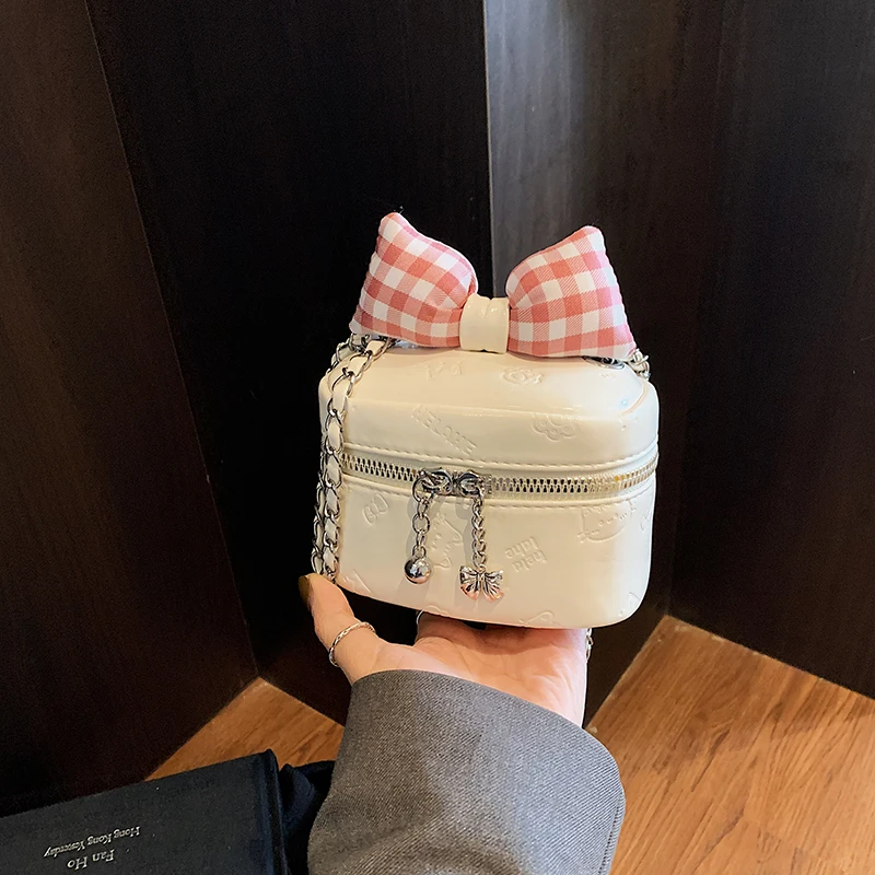儿童包2025新款可爱蝴蝶结迷你小方包高级感链条女童手拎包斜挎包