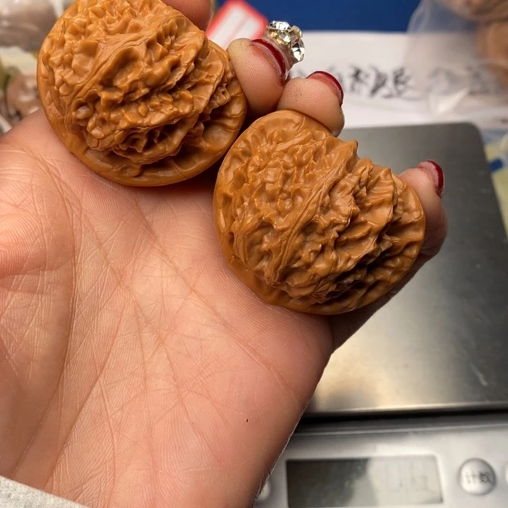 远***唤吊坠桃核洪宫灯43核桃